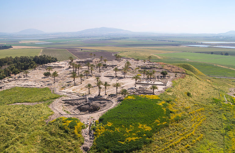 Megiddó látképe